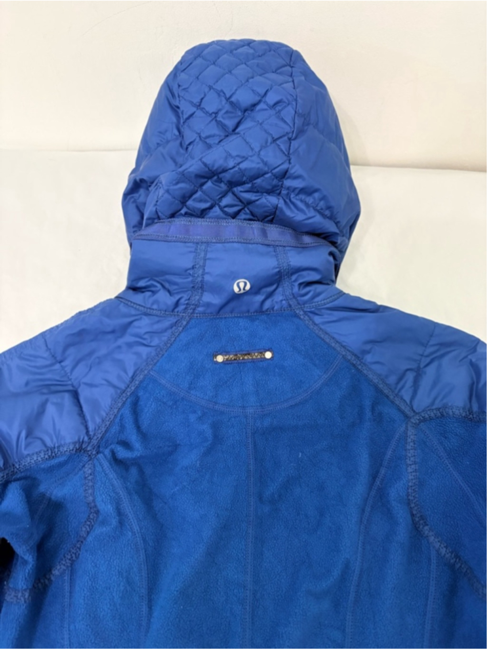 Lululemon Bundle Up Jacket Sz 6 Limitless Blue EUC - Picture 8 of 10